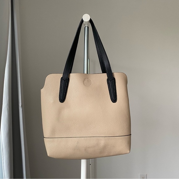 Cute Neutral Tote - Picture 3 of 16